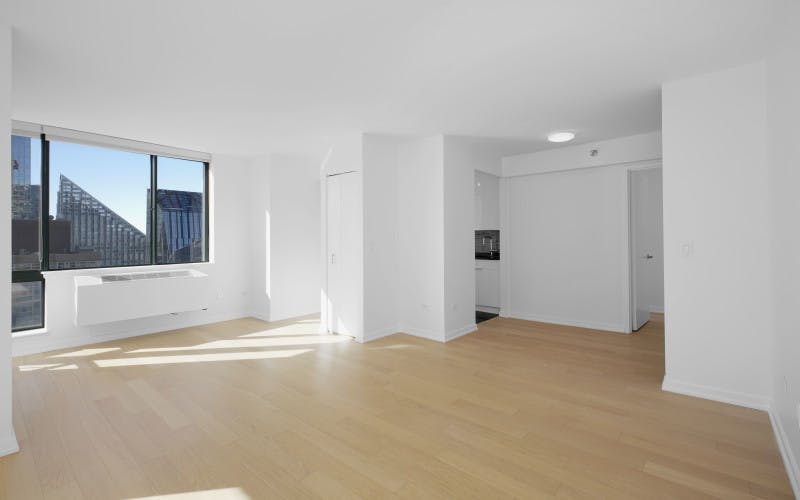 https://brodsky.com/uploads/_styles/portfolio-slide/unit/75-west-end-r29d-livingroom2low.jpg